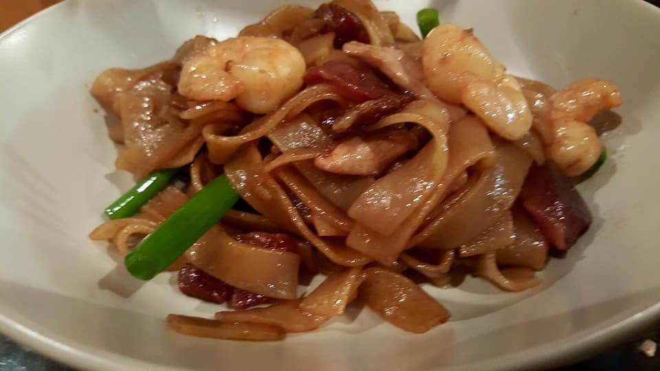 Char Kway Teow (炒果条)