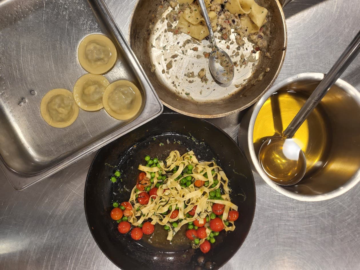 Pappardelle with chicken and mushroom ragout – Pappardelle au ragoût de poulet et de champignon