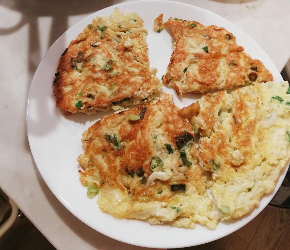 Chinese noodle fish omelette – Danielle Ma