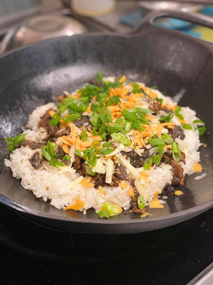 Family Sized Cheesy Mushroom Bibimbap – Katherine Ong